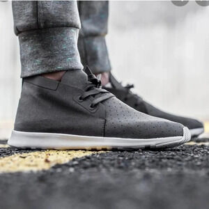 Native Men's Apollo AP Chukka lace up Sneakers Size 7 Gray New!